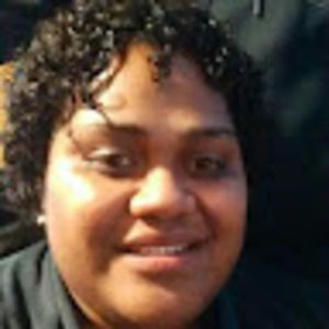 Meet your Posher, Alumita